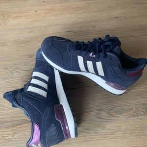 Adidas women running shoes